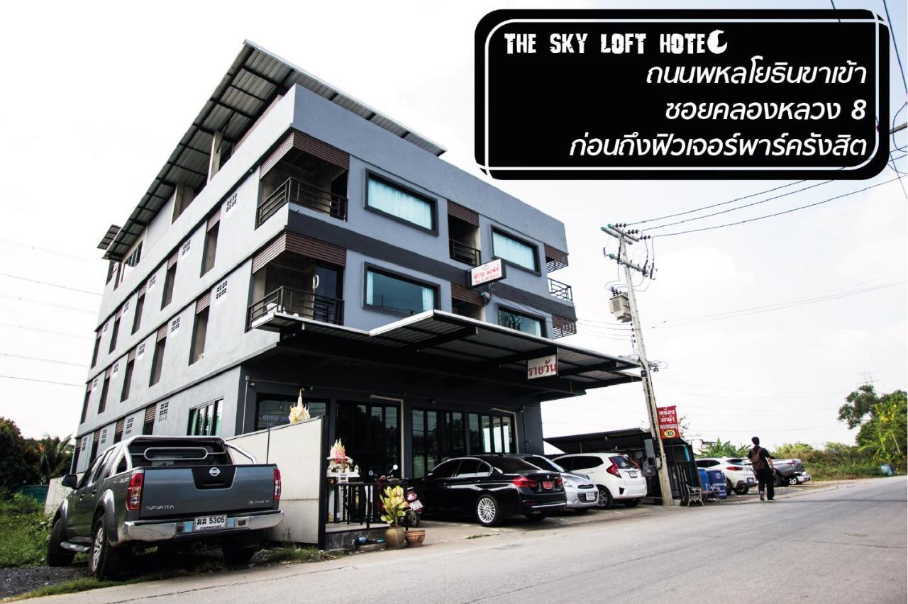 The Sky Loft Hotel Pathum Thani Exteriér fotografie