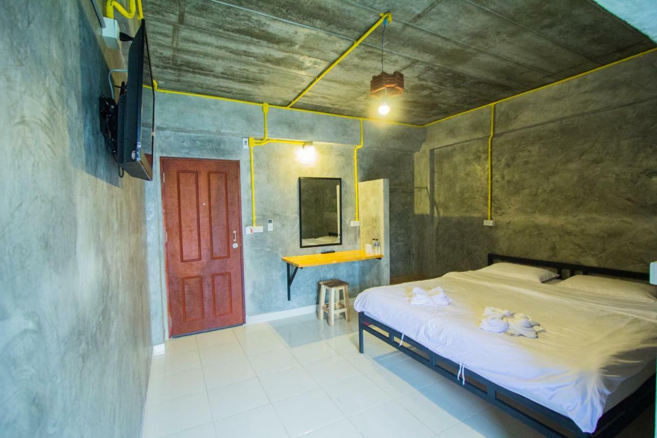 The Sky Loft Hotel Pathum Thani Exteriér fotografie